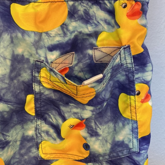 Neff Mens Size Medium Swim Suit Trunks Shorts Rubber Duck Print Yellow Blue - Picture 4 of 11
